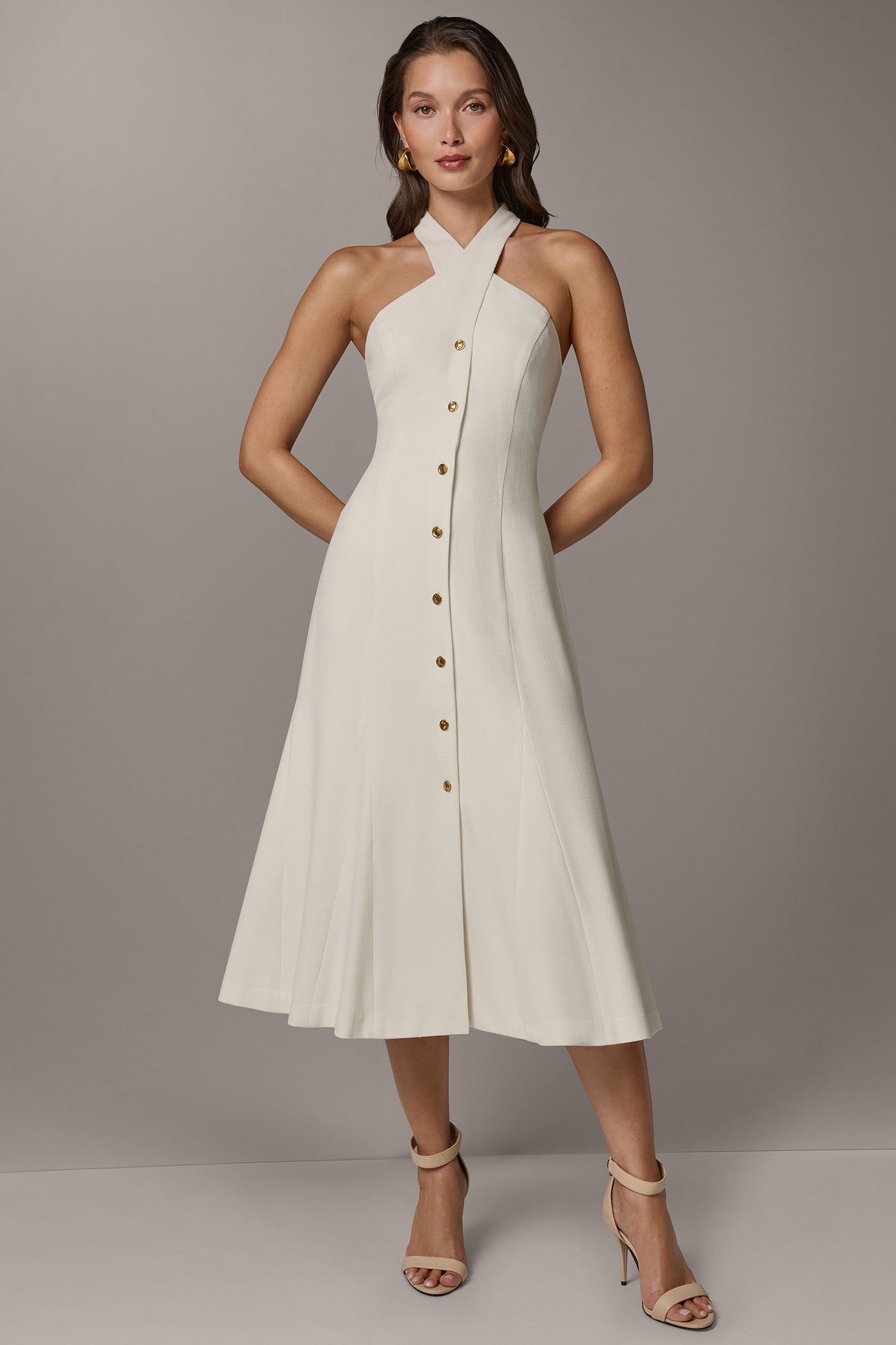 SLEEVELESS CROSS-FRONT MIDI HALTER DRESS