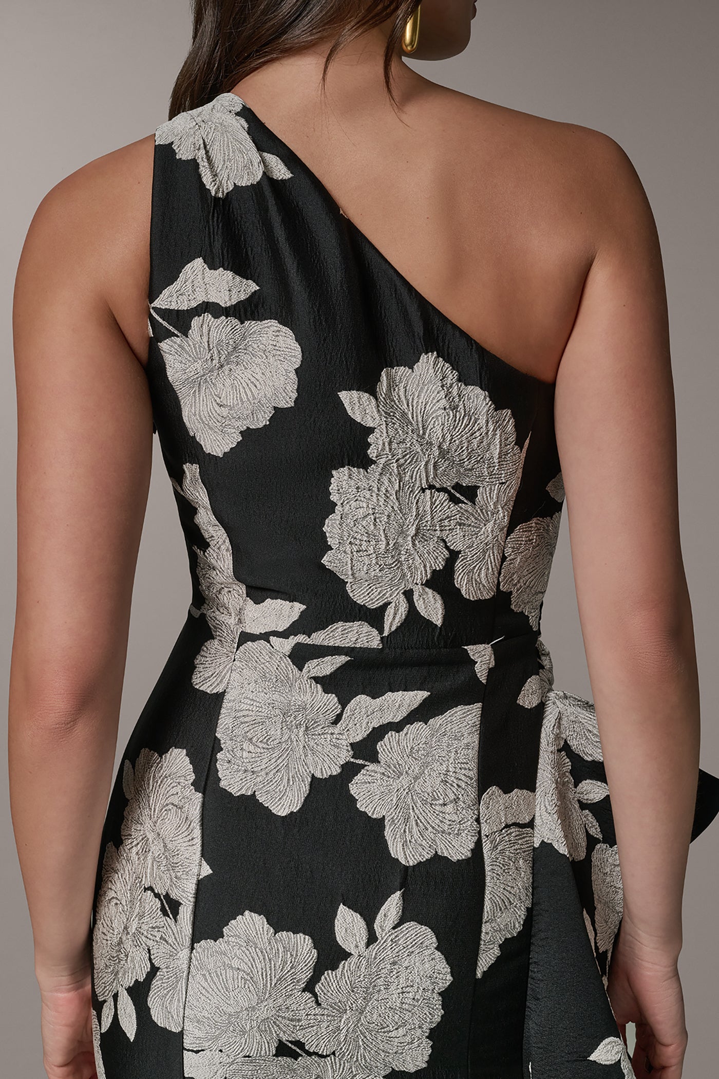 ONE SHOULDER FLORAL SIDE RUFFLE GOWN
